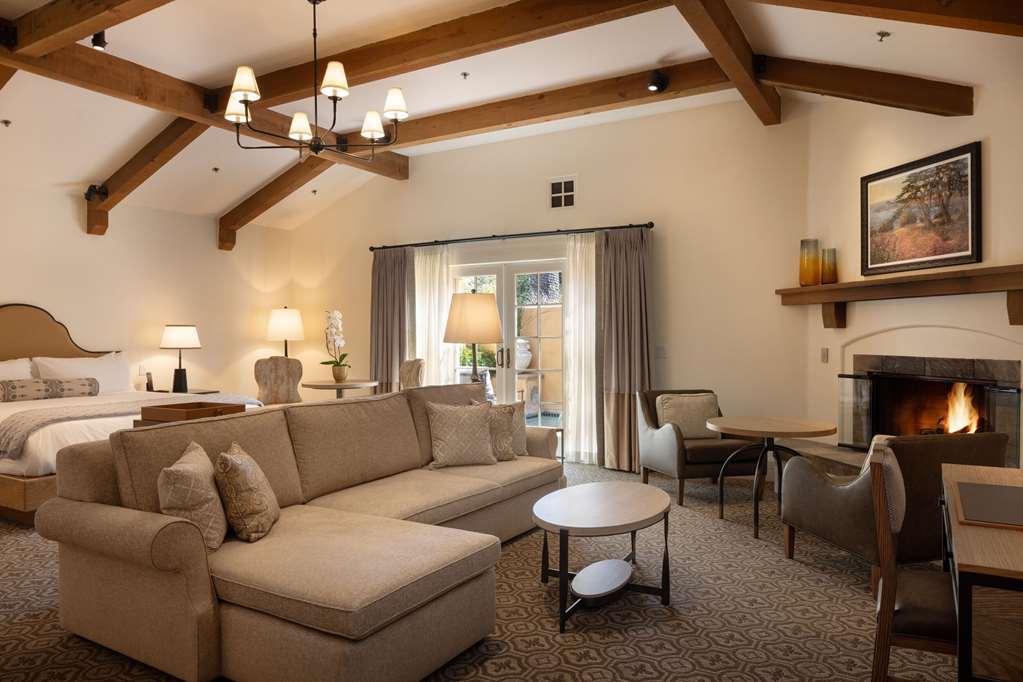 Casa Palmero At Pebble Beach Номер фото